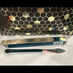 Florasis soft blooming eye smudge brush